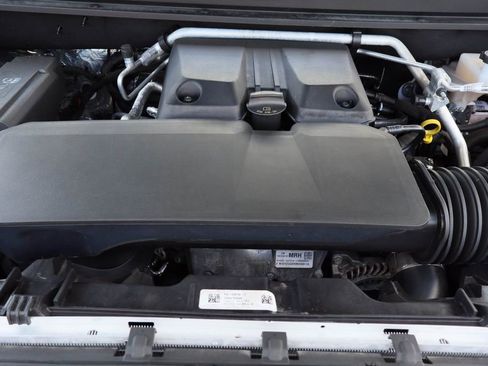 Certified 2024 GMC Canyon Denali AWD/4WD image 31