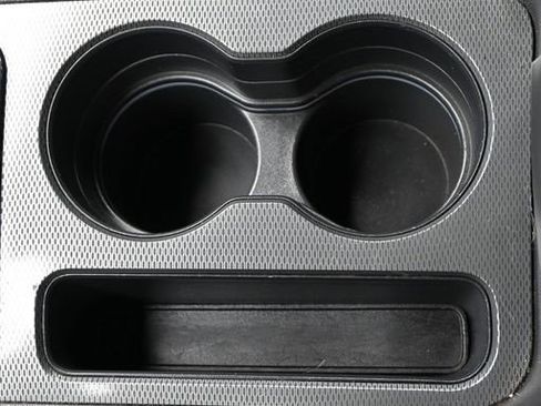 Used 2012 Dodge Challenger R/T image 23