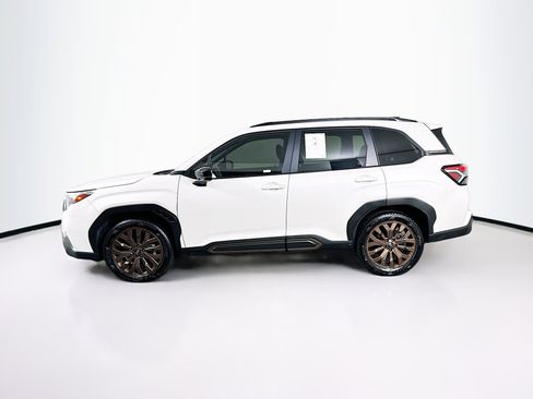 Used 2025 Subaru Forester Sport AWD/4WD image 4