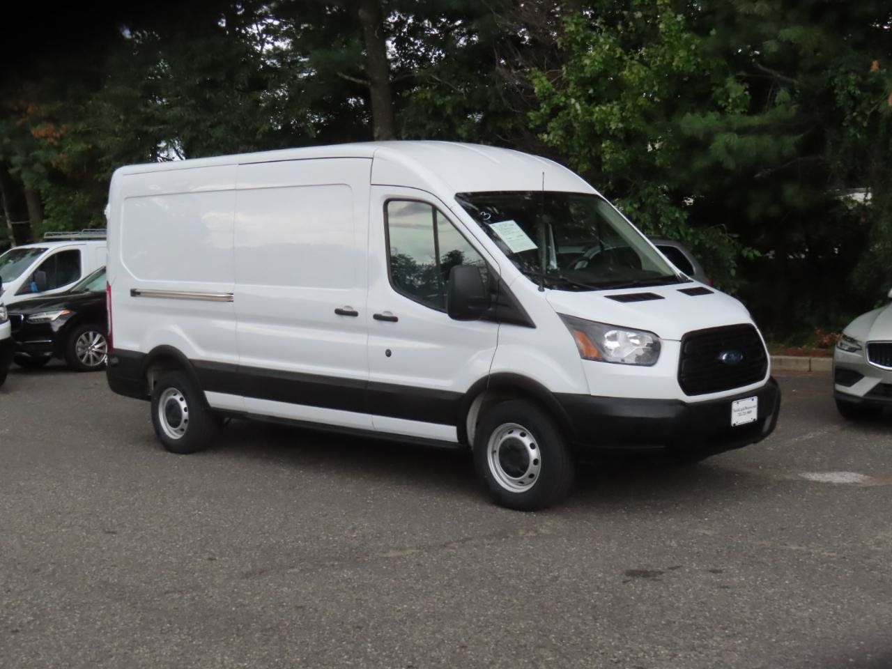 Used 2019 Ford Transit 250 148 Medium Roof RWD image 8