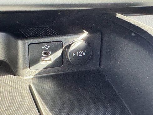 Used 2025 Ford Escape Active image 22