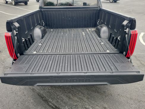 Certified 2022 Toyota Tundra SR w/ SR Tow Package RWD image 8