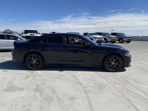 Used 2018 Dodge Charger SXT Plus w/ Navigation & Travel Group image 3