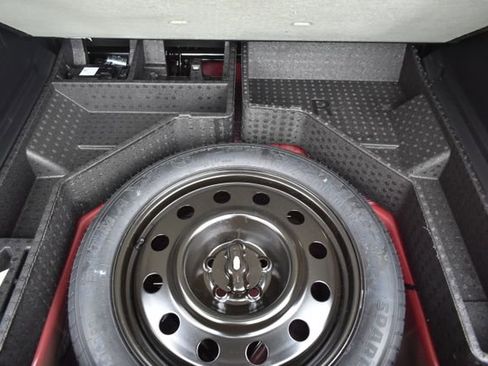 Used 2024 Ford Edge SEL w/ Convenience Package image 41