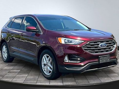 Used 2021 Ford Edge SEL w/ Convenience Package FWD image 3