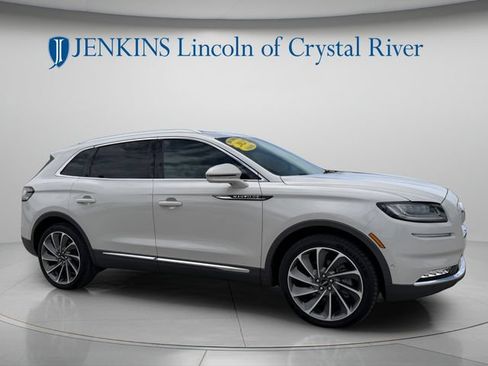 Used 2023 Lincoln Nautilus Reserve w/ Equipment Group 202A AWD/4WD image 2