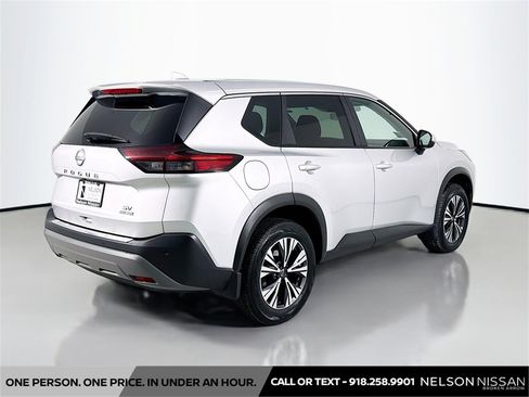 Certified 2023 Nissan Rogue SV image 5