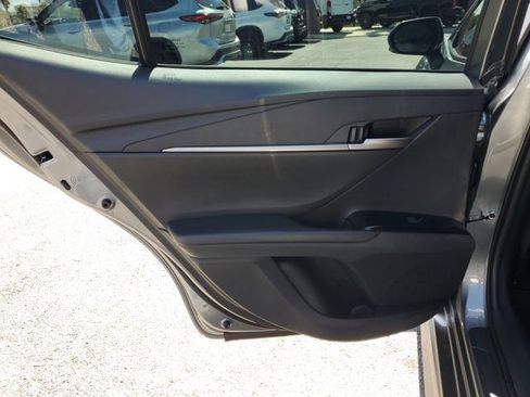 Used 2026 Toyota Camry SE w/ Convenience Package image 9