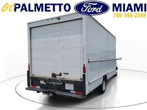 Used 2021 GMC Savana 3500 Extended w/ Power Convenience Package RWD image 6