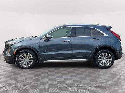 Used 2019 Cadillac XT4 Premium Luxury w/ Enhanced Visibility Package FWD image 3