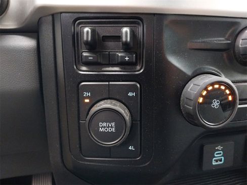 Used 2024 Ford F250 XLT image 18