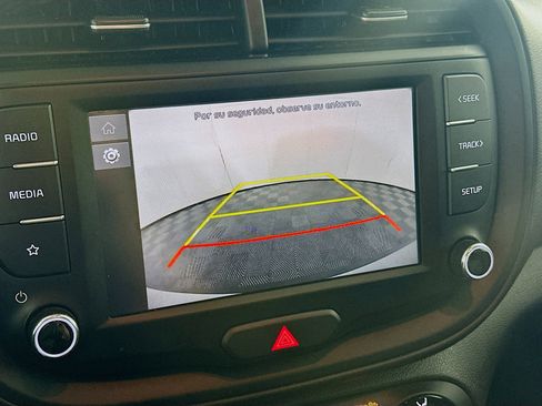 Used 2025 Kia Soul LX w/ LX Technology Package image 22