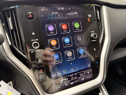 Used 2021 Subaru Outback Premium image 18