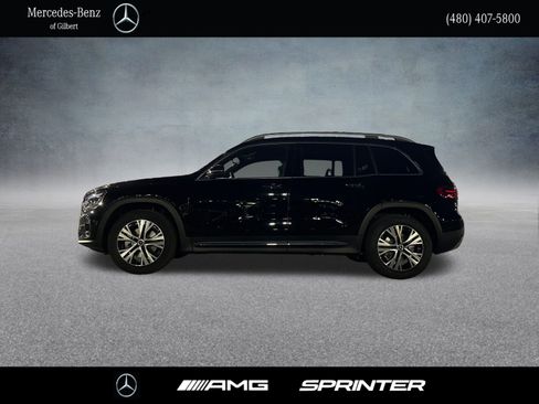 New 2025 Mercedes-Benz GLB 250 image 3
