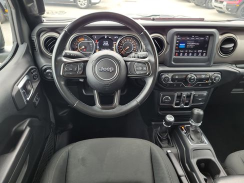Used 2020 Jeep Wrangler Unlimited Sport AWD/4WD image 18