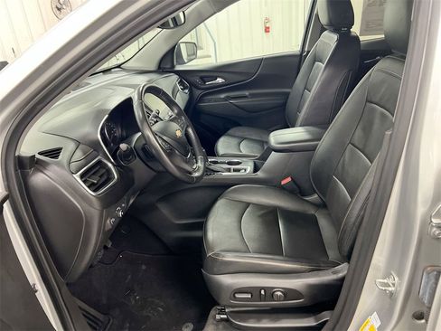 Used 2020 Chevrolet Equinox Premier image 18