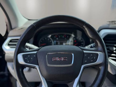 Used 2017 GMC Acadia SLT AWD/4WD image 13