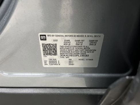 Used 2023 GMC Terrain SLT image 36