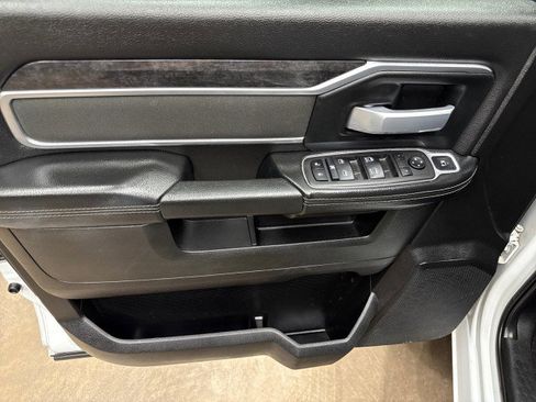 Used 2024 RAM 4500 SLT w/ Quick Order Package 2YG SLT image 27