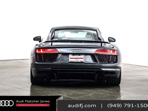 Used 2017 Audi R8 V10 plus image 4
