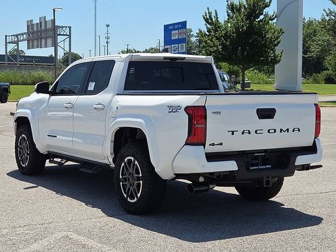 New 2026 Toyota Tacoma TRD Sport w/ TRD Sport Premium Package AWD/4WD image 3
