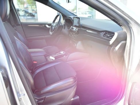 Used 2023 Ford Escape ST-Line AWD/4WD image 41