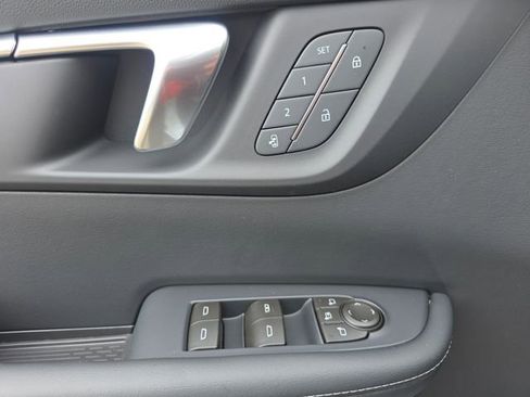 New 2026 Buick Enclave Preferred AWD/4WD image 25