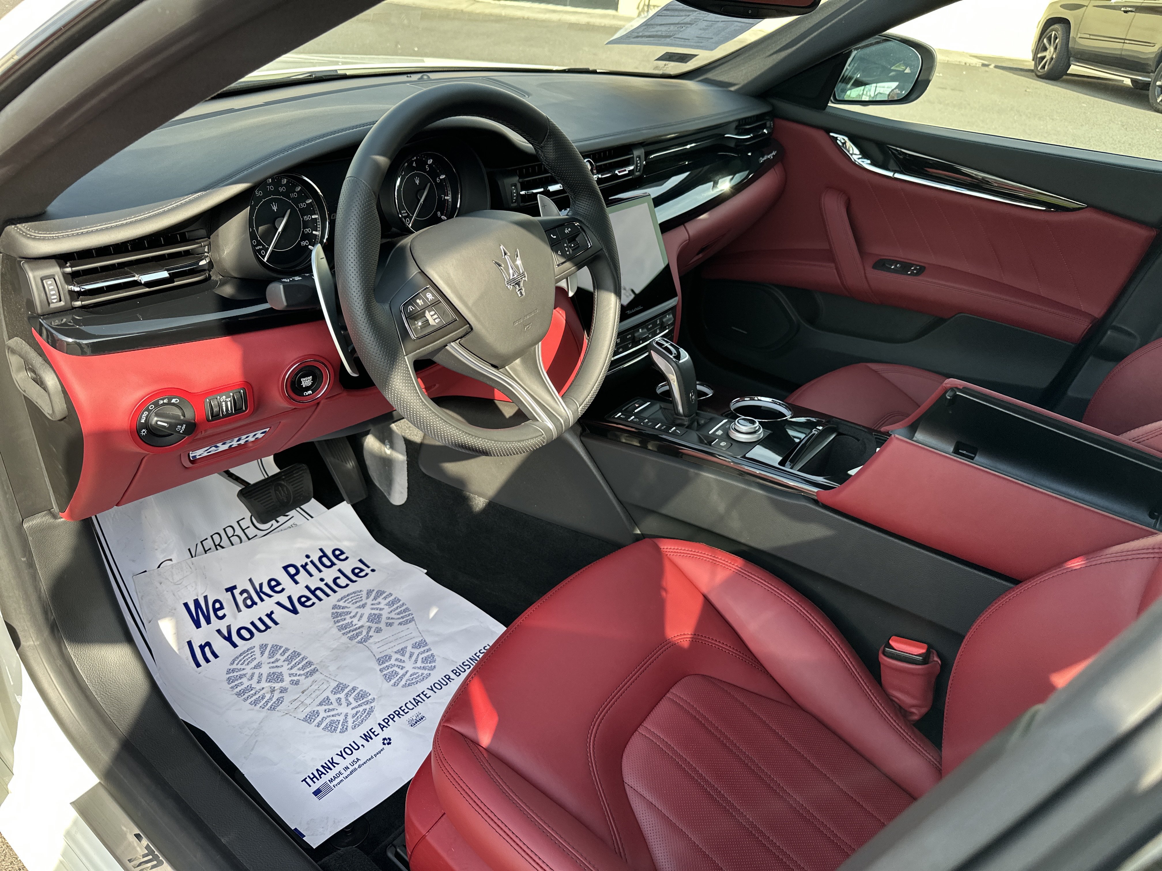 Used 2023 Maserati Quattroporte Modena Q4 AWD/4WD image 9
