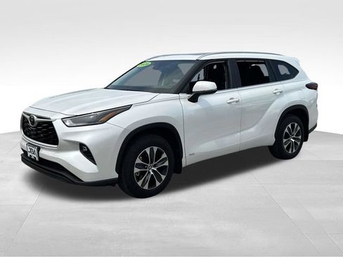 Used 2026 Toyota Highlander XLE AWD/4WD image 23