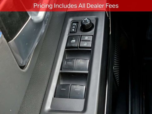 Used 2024 Toyota Tundra Platinum AWD/4WD image 26