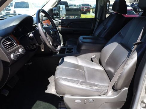 Used 2007 Chevrolet Silverado 2500 LTZ w/ Safety Package AWD/4WD image 11