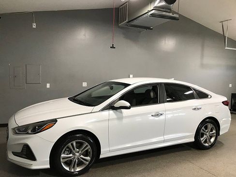 Used 2018 Hyundai Sonata SEL w/ Tech Package 02 FWD image 7