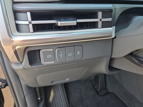 Certified 2026 Hyundai Santa Fe SEL FWD image 19