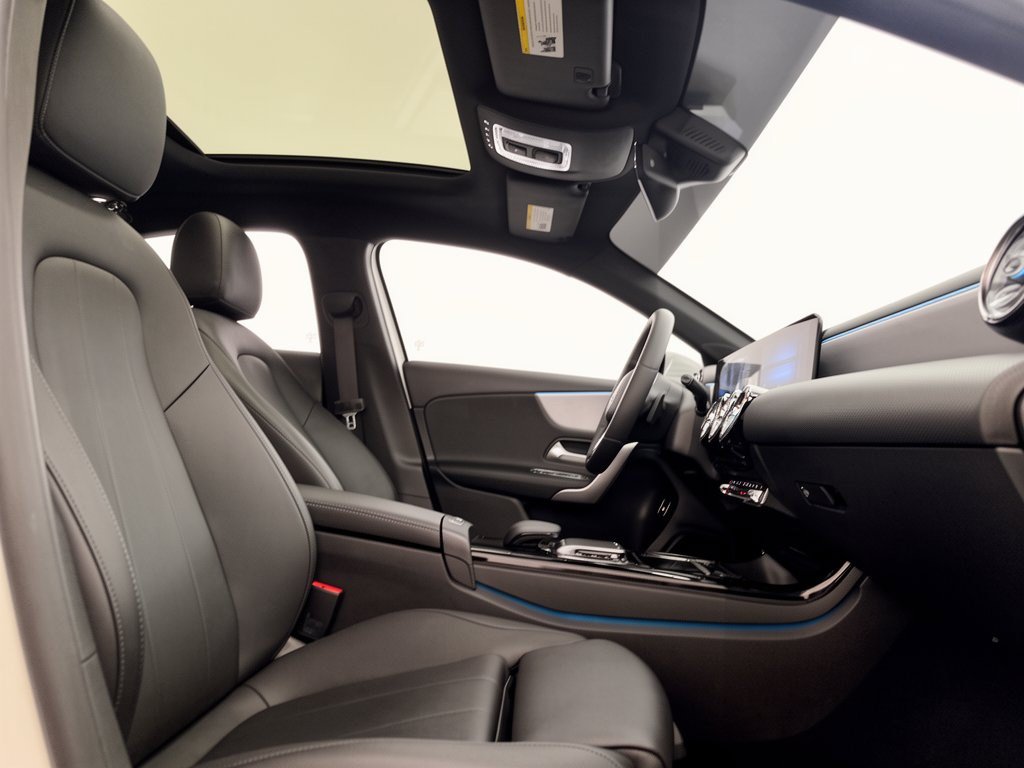Certified 2021 Mercedes-Benz A 220 image 30