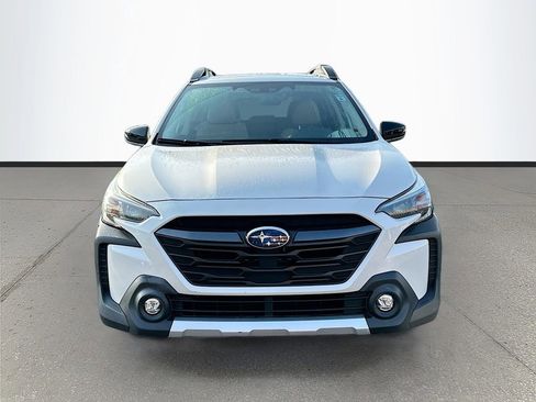 Used 2023 Subaru Outback Limited image 2