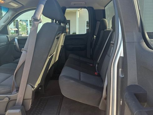 Used 2012 Chevrolet Silverado 2500 LT w/ Z71 Appearance Package AWD/4WD image 11