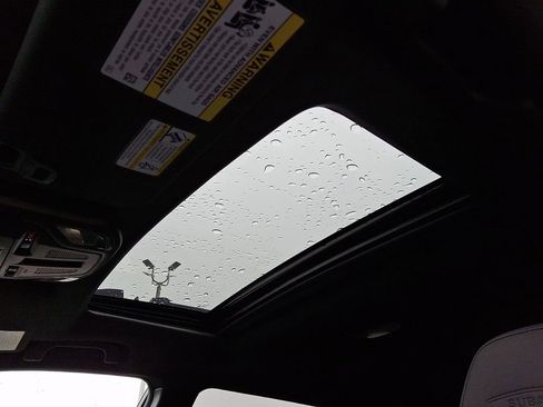 Used 2025 Subaru Outback Wilderness w/ Wilderness Package image 14