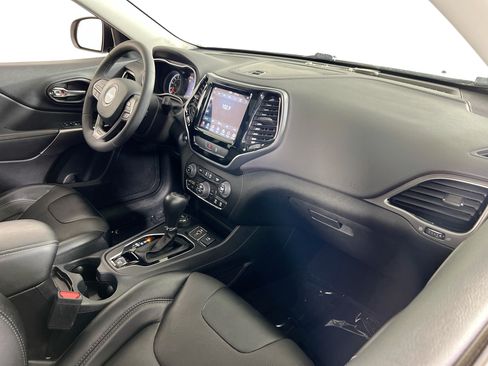 Used 2022 Jeep Cherokee Limited AWD/4WD image 28