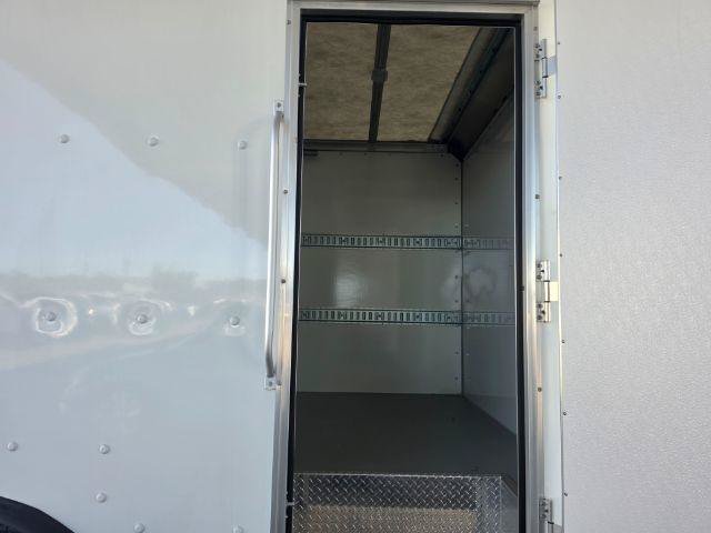 Used 2024 Mercedes-Benz Sprinter 3500 image 35