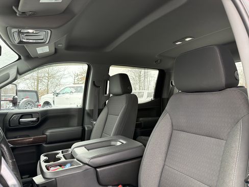 Used 2020 GMC Sierra 1500 Elevation image 24