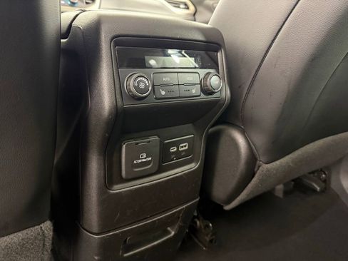 Used 2023 GMC Acadia Denali w/ Black Diamond Edition image 41