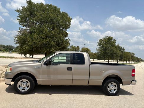 Used 2004 Ford F150 XLT RWD image 4