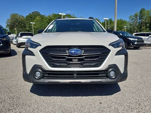 Used 2025 Subaru Outback Onyx Edition AWD/4WD image 3