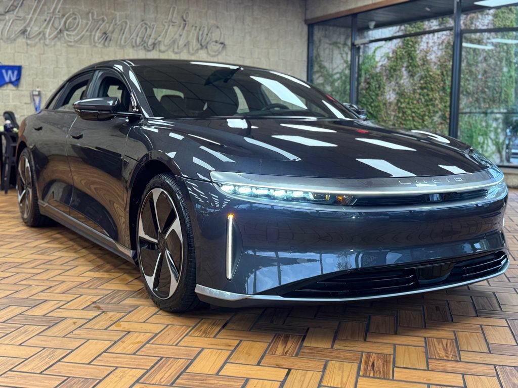 Used 2024 Lucid Air Touring AWD/4WD image 10