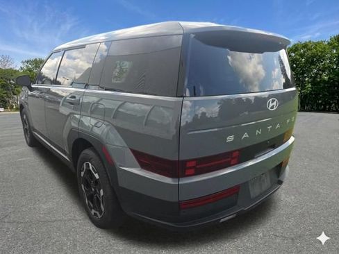 Used 2024 Hyundai Santa Fe SE AWD/4WD image 6
