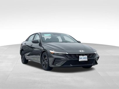 New 2026 Hyundai Elantra SEL Sport Premium