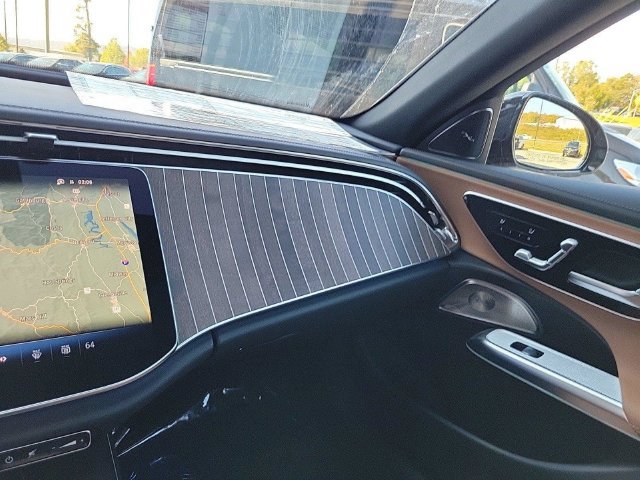 Certified 2025 Mercedes-Benz E 350 4MATIC Sedan image 29