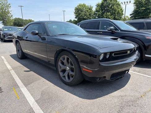 Used 2019 Dodge Challenger GT w/ Driver Convenience Group RWD image 5