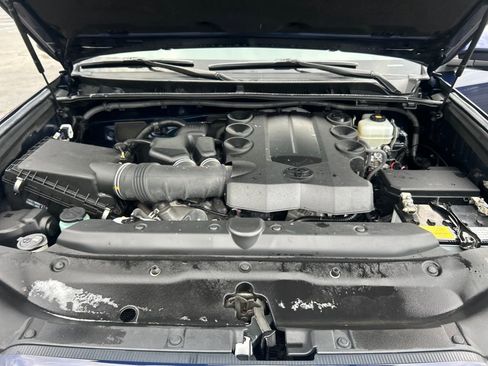Used 2019 Toyota 4Runner SR5 Premium AWD/4WD image 22
