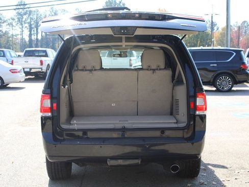 Used 2015 Lincoln Navigator 2WD image 7